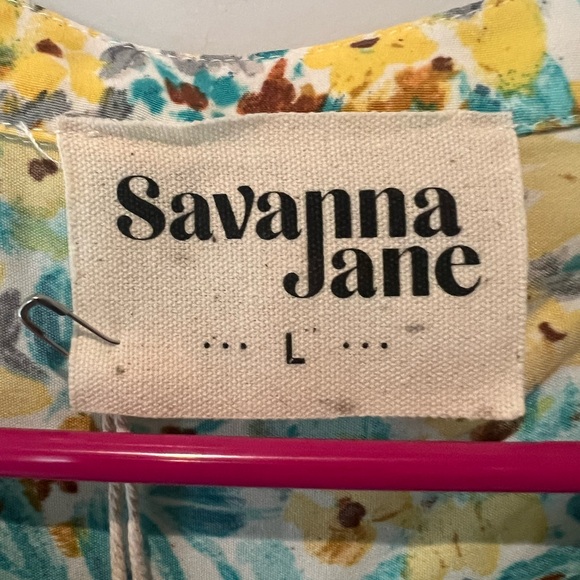 NWT Savanna Jane Floral Embroidered Women's Top size large - Picture 2 of 16
